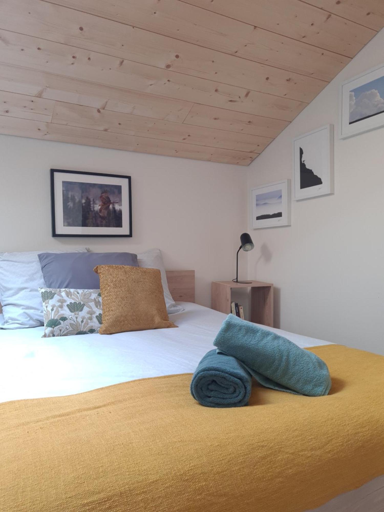 Sous Le Saule Apartment Nods Екстериор снимка